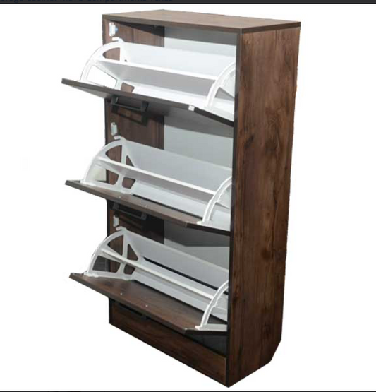 armoire de soulier/shoe storage
