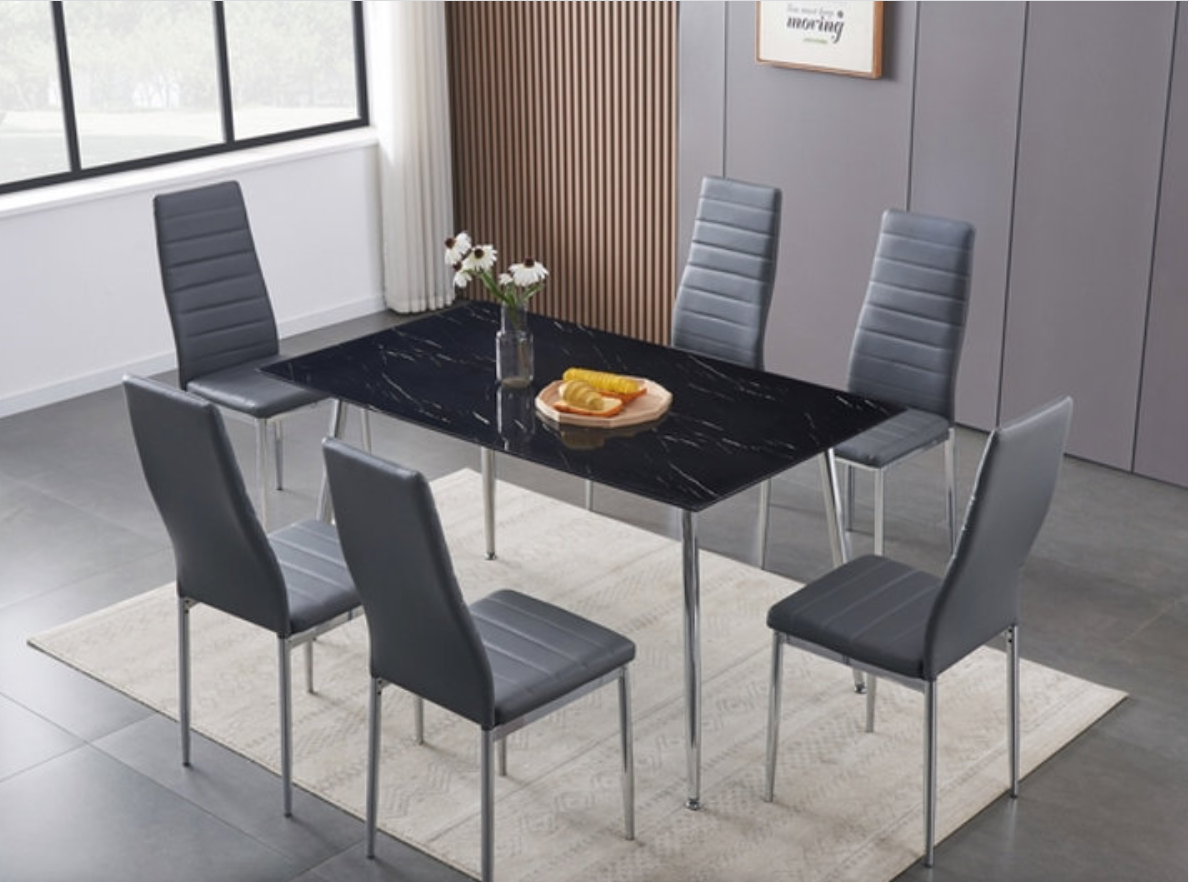 SALLE À DINER