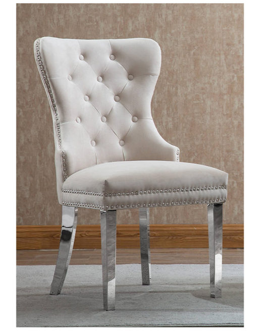 CHAISE