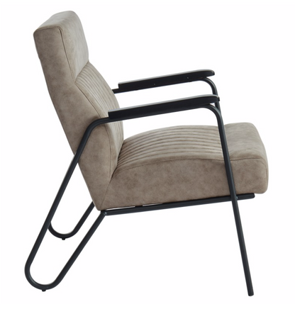 CHAISE