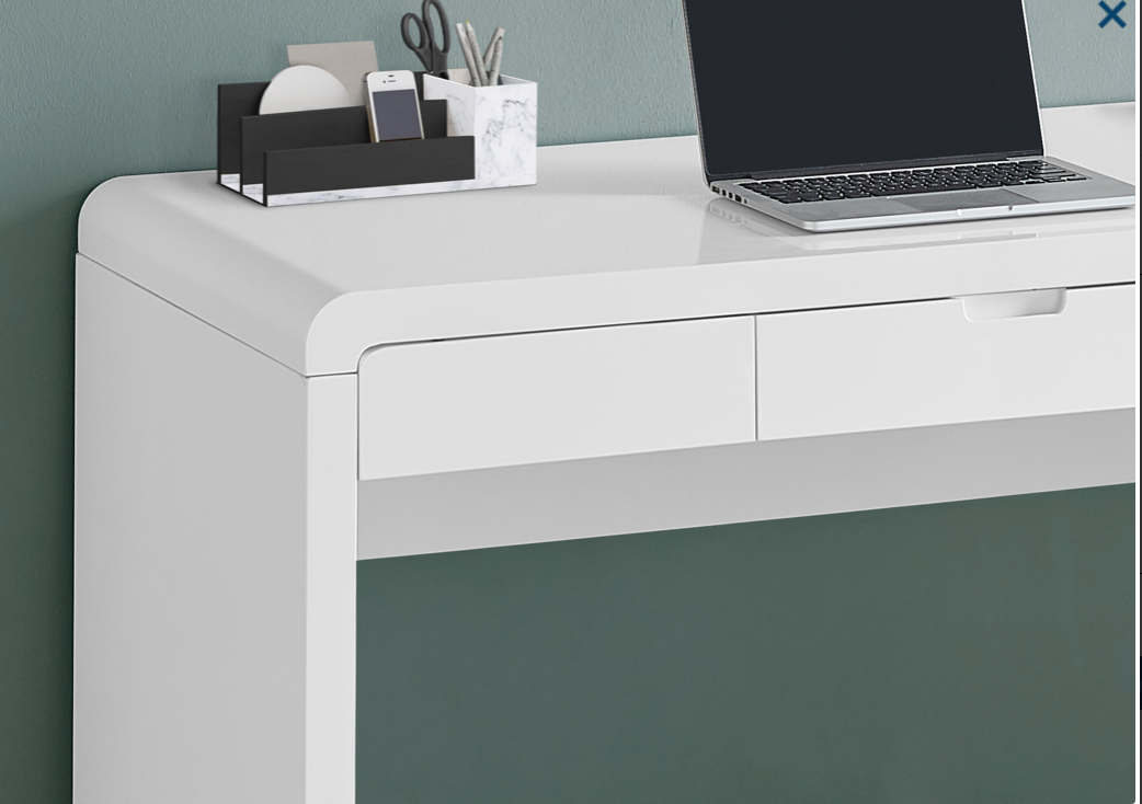BUREAU D ORDINATEUR/OFFICE DESK