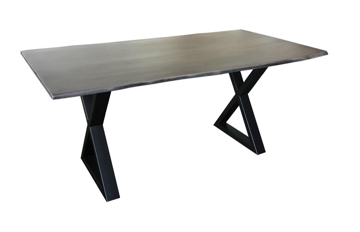 TABLE À MANGER