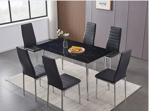 SALLE À DINER