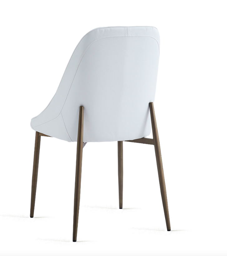 CHAISE