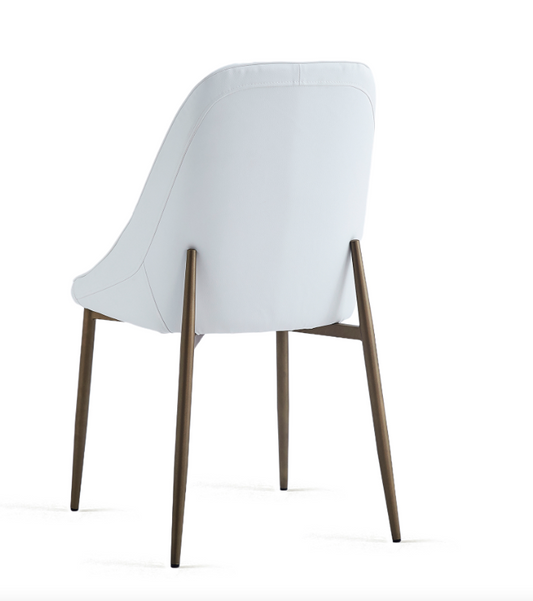 CHAISE