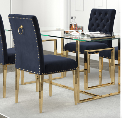 CHAISE