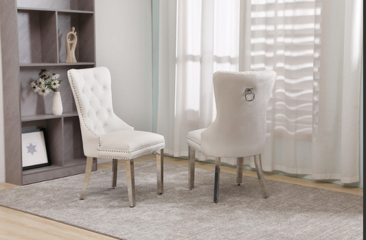 CHAISE