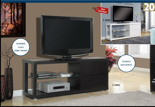 WHITE HOLLOW-CORE 60"L TV CONSOLE / TEMPERED GLASS CONSOLE TV 60"L BLANC HOLLOW-CORE / VERRE TREMPE