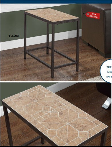 TERRACOTTA TILE TOP / HAMMERED BROWN ACCENT SIDE TABLE TABLE D'APPOINT BRUN MARTELE / DESSUS TUILE TERRACOTTA